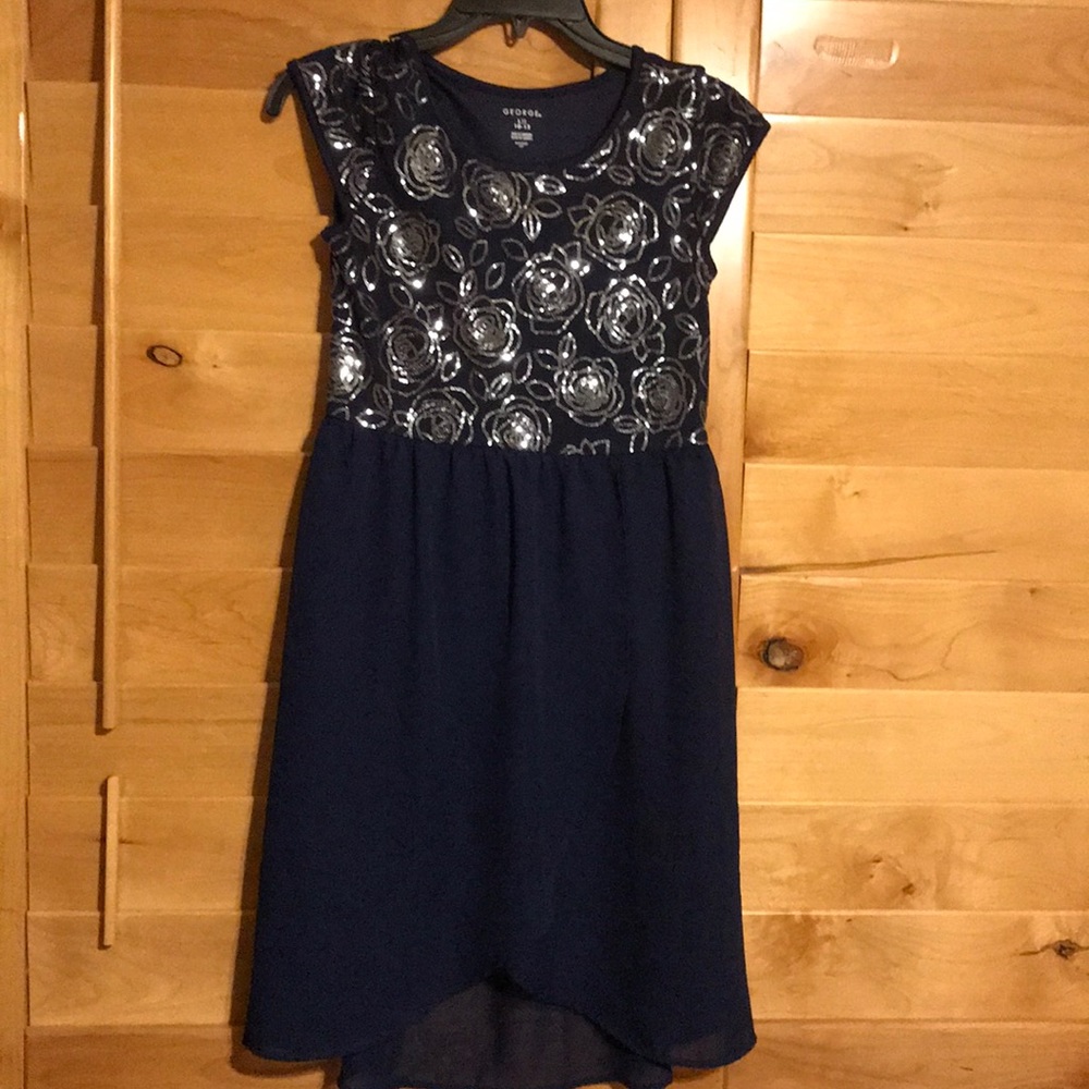 Girls holiday size 10-12 dress